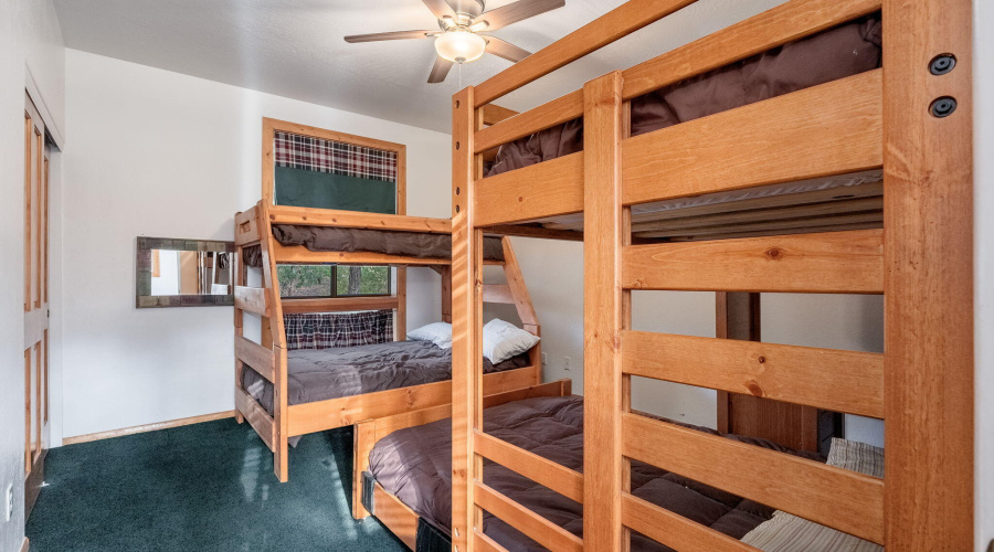 2404 E Scarlet Bugler Cir - 27