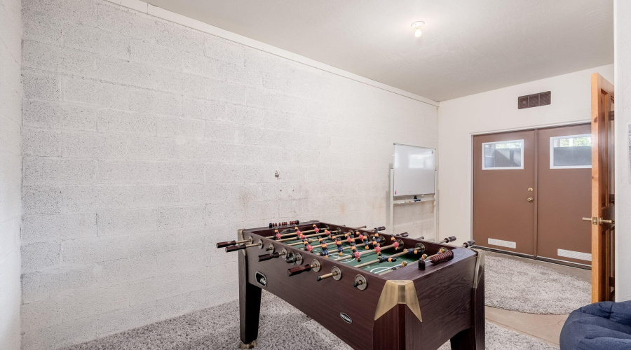 2404 E Scarlet Bugler Cir - 32