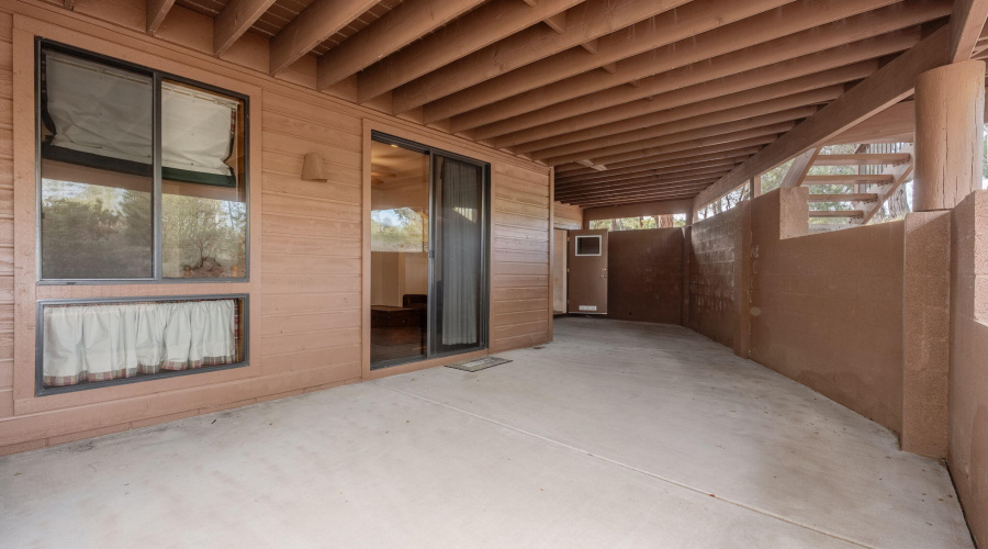 2404 E Scarlet Bugler Cir - 44
