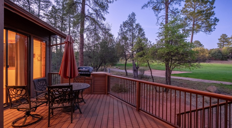 2404 E Scarlet Bugler Cir - 61