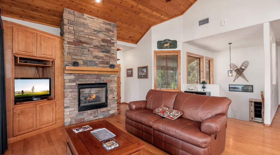 2404 E Scarlet Bugler Cir - 07