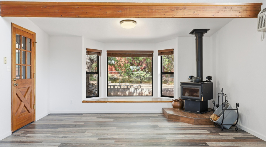 Living Room (1)