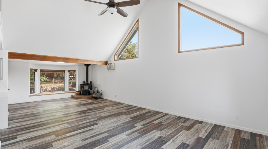Living Room (5)