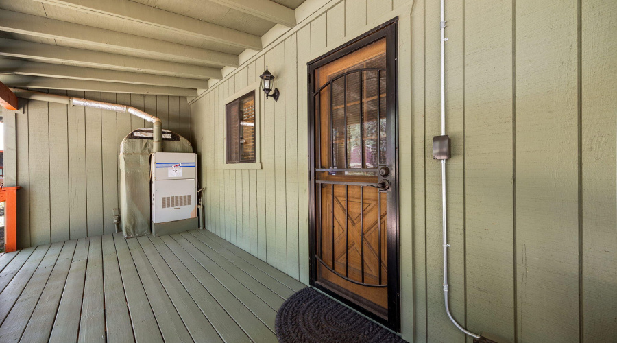 BACK DECK