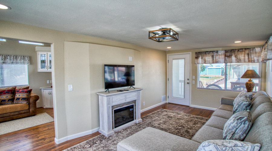 Lot 283