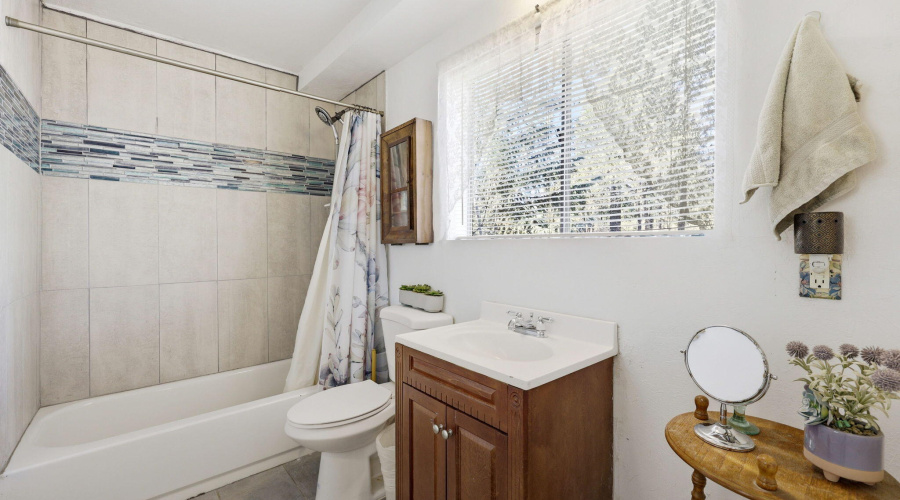 Bathroom of Guest Bedroom 2
