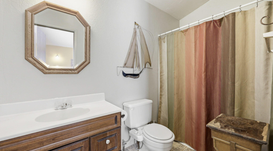 Bathroom of Guest Bedroom 3