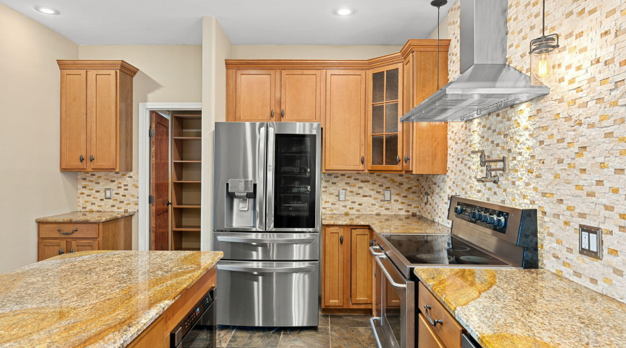 806 N Oak Point - 10