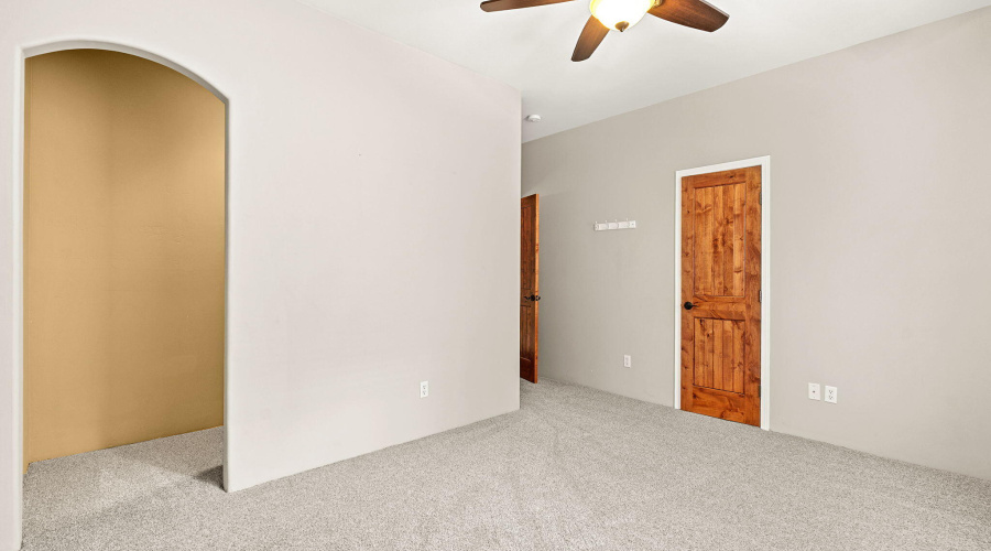 806 N Oak Point - 28