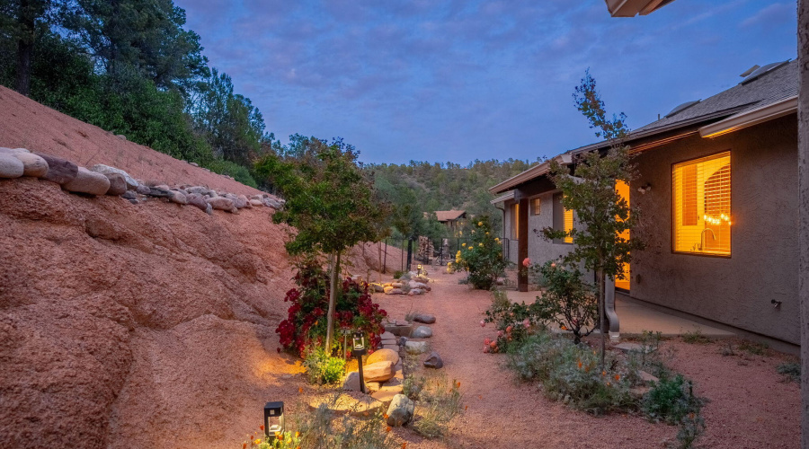 806 N Oak Point - 53