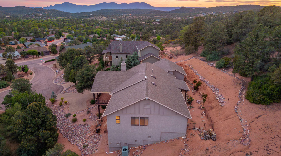 806 N Oak Point - 66