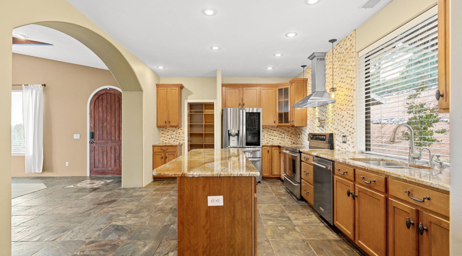 806 N Oak Point - 09
