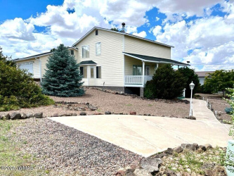 1086 Crosby Street, Eagar, Arizona 85925, Bedrooms, ,Bathrooms,Residential,For Sale,Crosby,255730