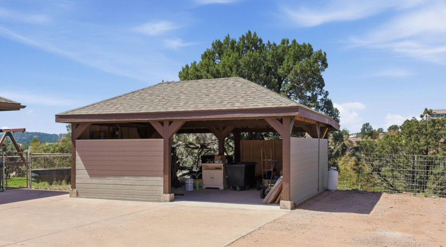 Carport