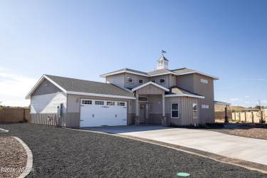 1020 Hillshire Circle, Taylor, Arizona 85939, Bedrooms, ,Bathrooms,Residential,For Sale,Hillshire,260737
