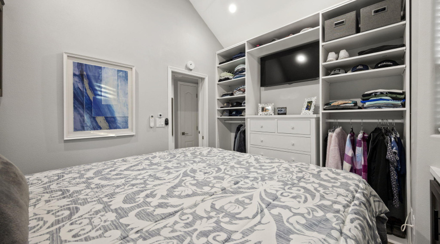 2nd Bedroom