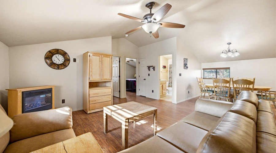 3027AspenRd-HeberOvergaard-AZ-47
