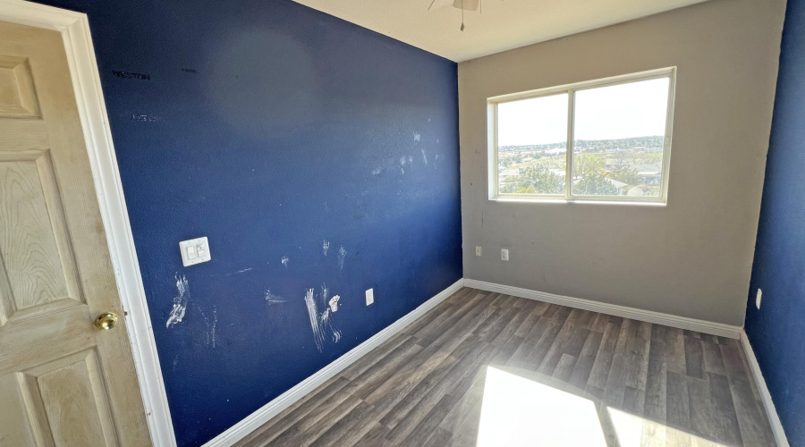 upstairs bdrm 1