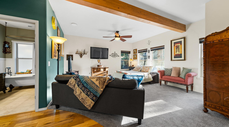 Guest Quarters
