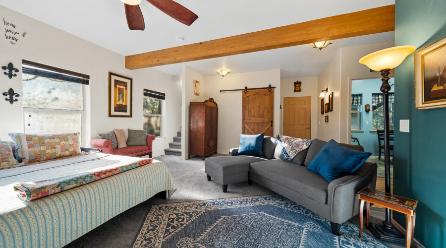 Guest Quarters