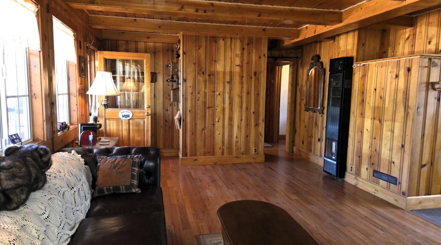 living room toward hallway