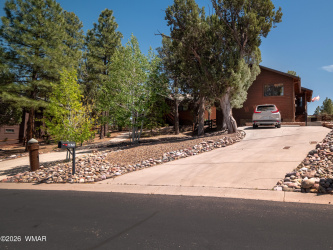 4670 Cottage Loop, Show Low, Arizona 85901, Bedrooms, ,Bathrooms,Residential,For Sale,Cottage,260864