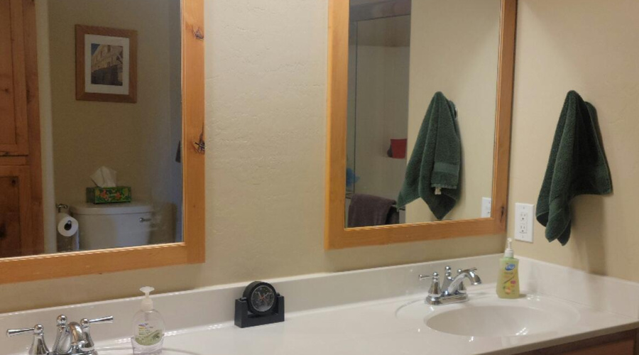 MainSuiteBath1