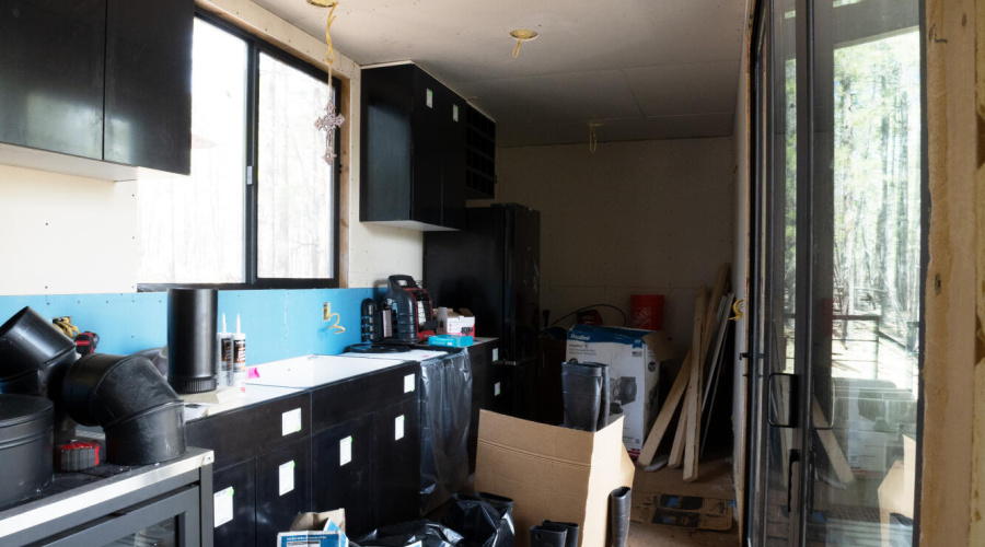 House 1 inside1