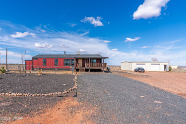 8886 Miller Trail, Snowflake, Arizona 85937, Bedrooms, ,Bathrooms,Residential,For Sale,Miller,260192
