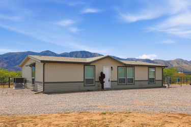 404 Grimes Road, Tonto Basin, Arizona 85553, Bedrooms, ,Bathrooms,Residential,For Sale,Grimes,93955