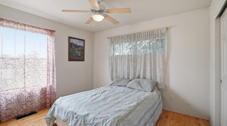 besroom 3