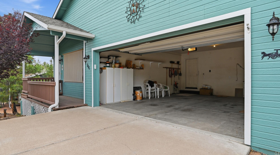 2 car garage