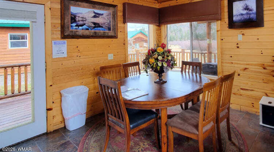 Cabin 281 Dining