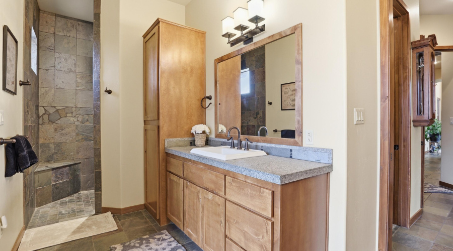 mls-Grapevine_Dr_020 copy