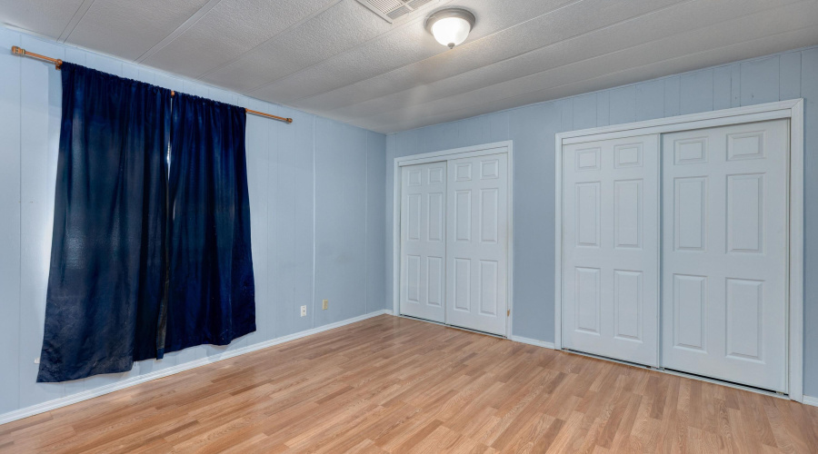 BIG BEDROOM