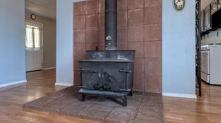 PELLET STOVE