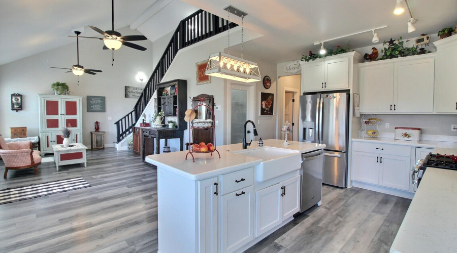 Kitchen/Family Room