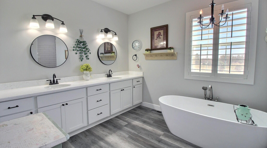 Primary Bath