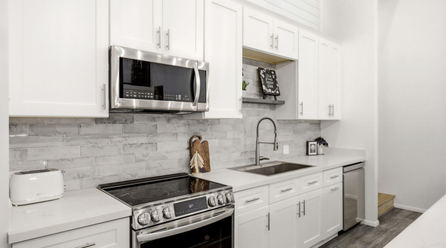 2287RichenbacherCir-HeberOvergaard-AZ-14
