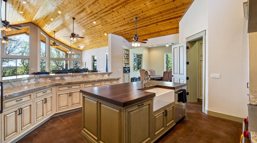 1600N16thAve-ShowLow-AZ-13