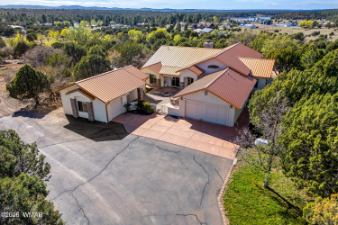 1600 16Th Avenue, Show Low, Arizona 85901, Bedrooms, ,Bathrooms,Residential,For Sale,16Th,260969