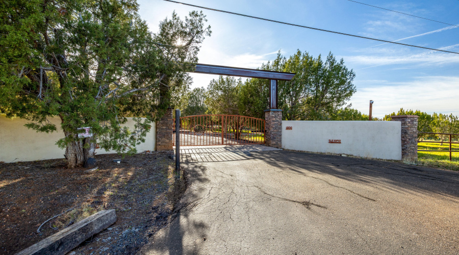 1600N16thAve-ShowLow-AZ-64