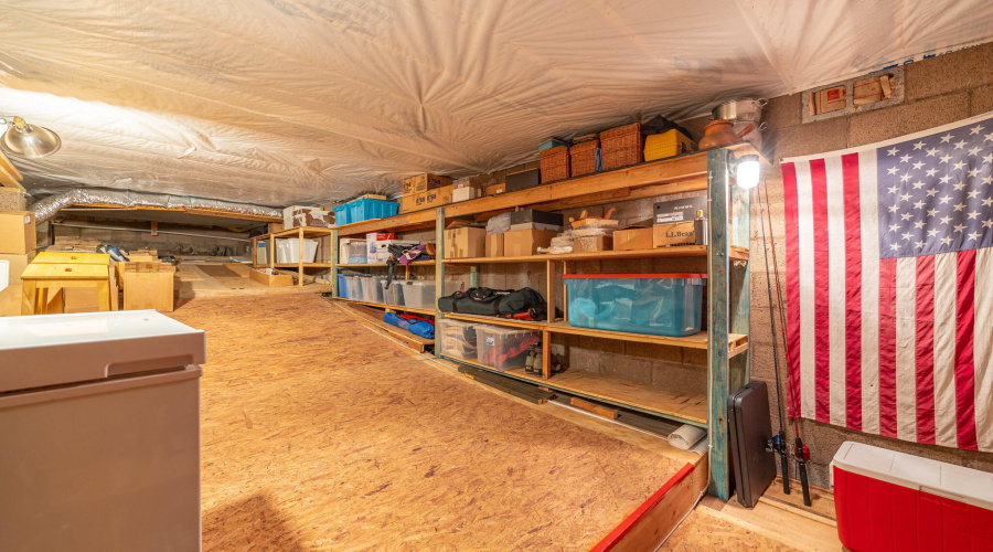 1CR1320-Interior-BPollock-19