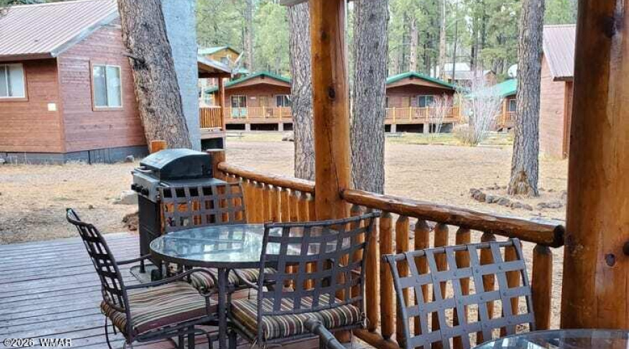 CABIN 90 DECK 1