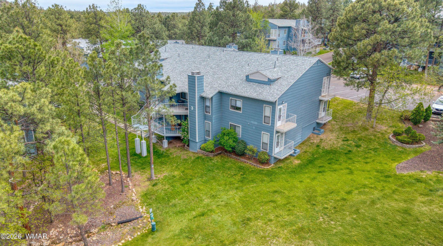 2700 S White Mountain Road #302