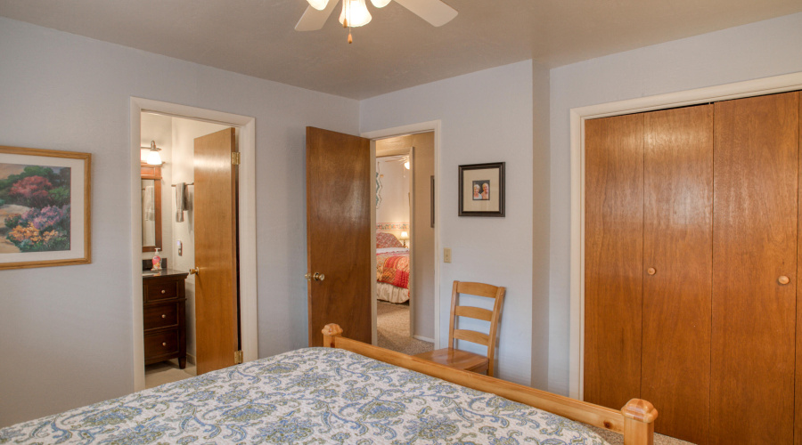 2462 Black Beaver Circle, Pinetop