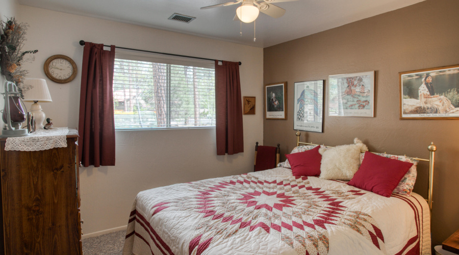 2462 Black Beaver Circle, Pinetop