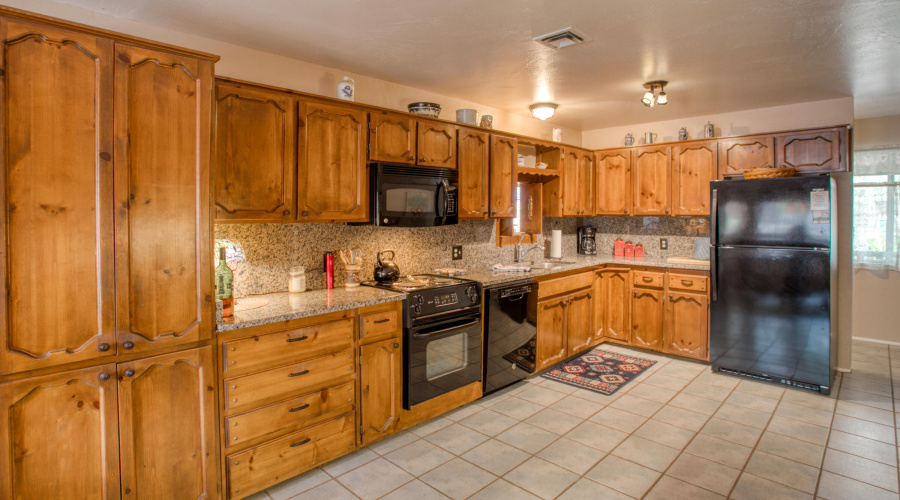 2462 Black Beaver Circle, Pinetop