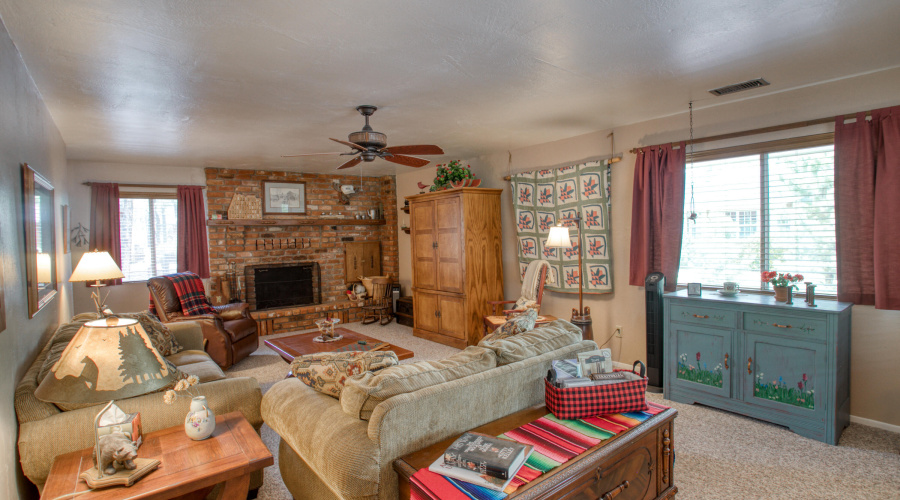 2462 Black Beaver Circle, Pinetop