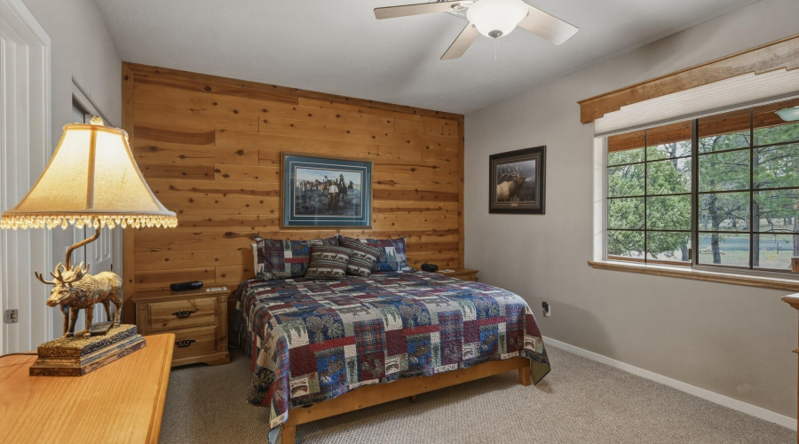 21 Master bdrm